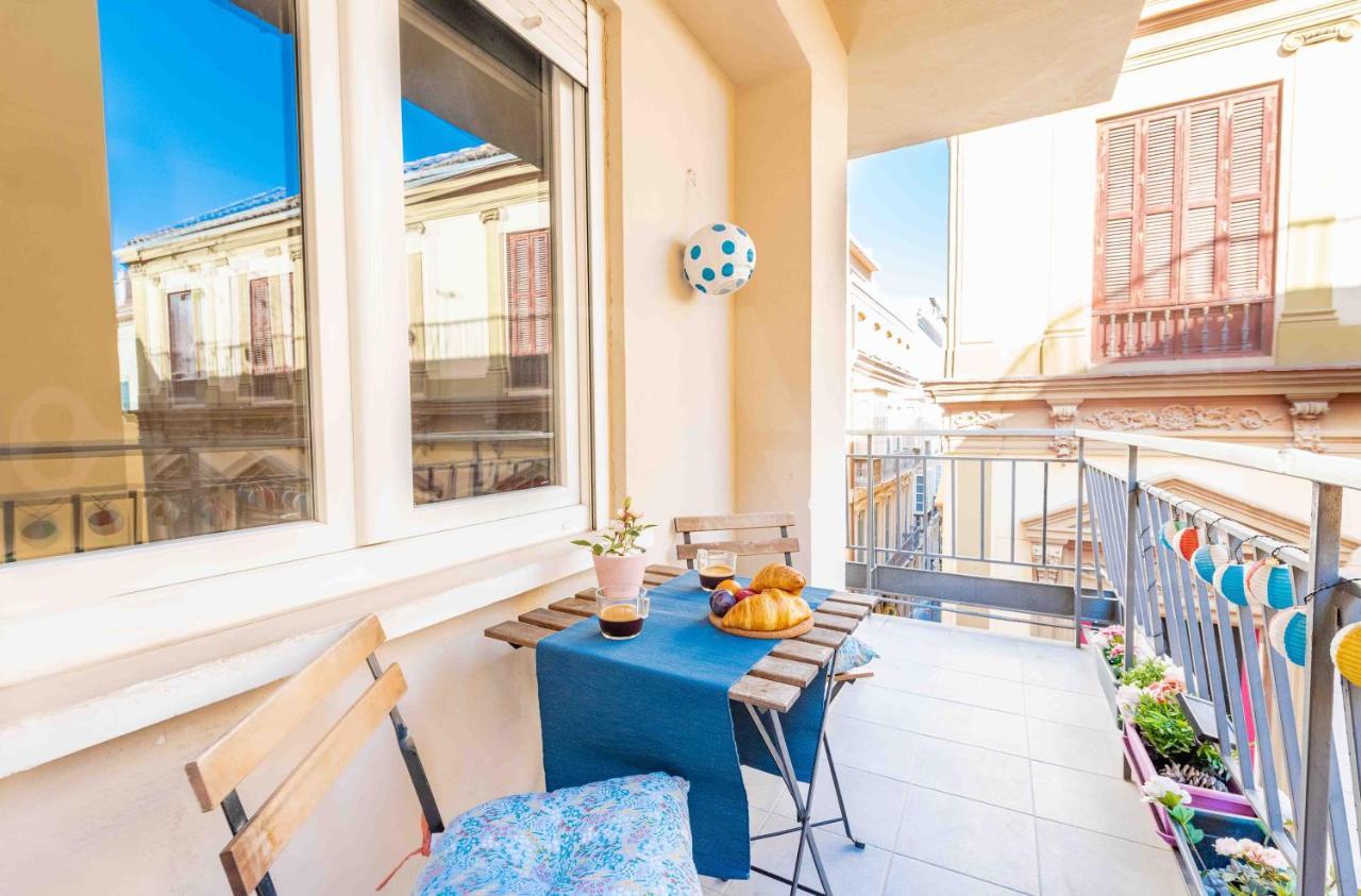 Cosy Flat With Private Balcony - Historic Center By Rems Lejlighed Málaga Eksteriør billede